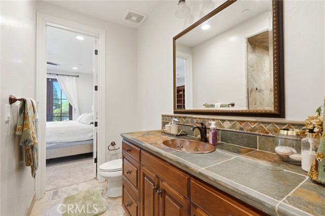 Detail Gallery Image 40 of 72 For 3939 W Robinwood, Visalia,  CA 93291 - 5 Beds | 4/1 Baths