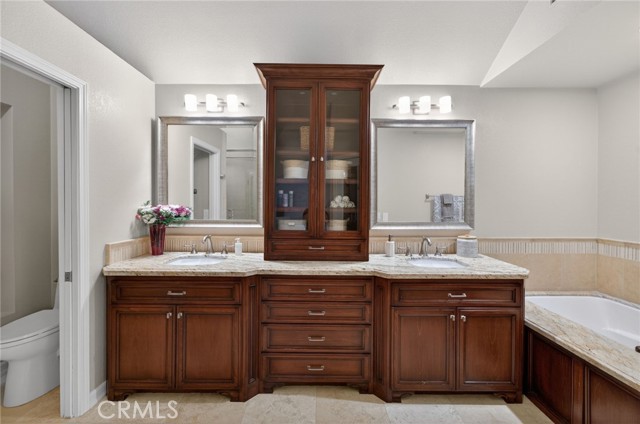 Detail Gallery Image 38 of 69 For 964 S Rim Crest, Anaheim,  CA 92807 - 2 Beds | 2/1 Baths