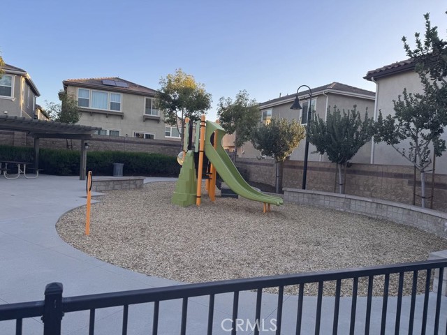 Detail Gallery Image 19 of 32 For 7972 Sunflower St, Highland,  CA 92346 - 3 Beds | 2/1 Baths