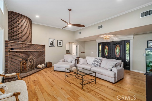 Detail Gallery Image 9 of 72 For 41432 Terrazzo Dr, Palmdale,  CA 93551 - 4 Beds | 3 Baths