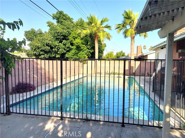 14825 Walbrook Drive, Hacienda Heights CA: https://media.crmls.org/medias/e3b0de4d-8e30-4b8b-971b-09a3099aca83.jpg