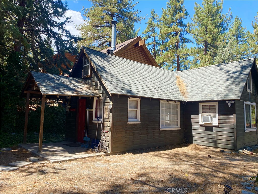 1765 Twin Lakes Road, Wrightwood, CA 92397