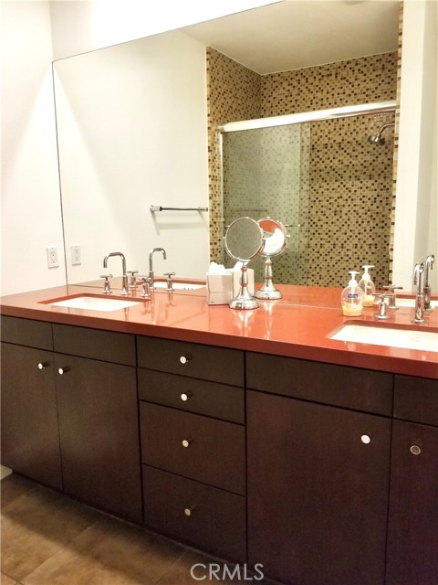 Detail Gallery Image 11 of 16 For 850 E Palm Canyon Dr #203,  Palm Springs,  CA 92264 - 2 Beds | 2 Baths