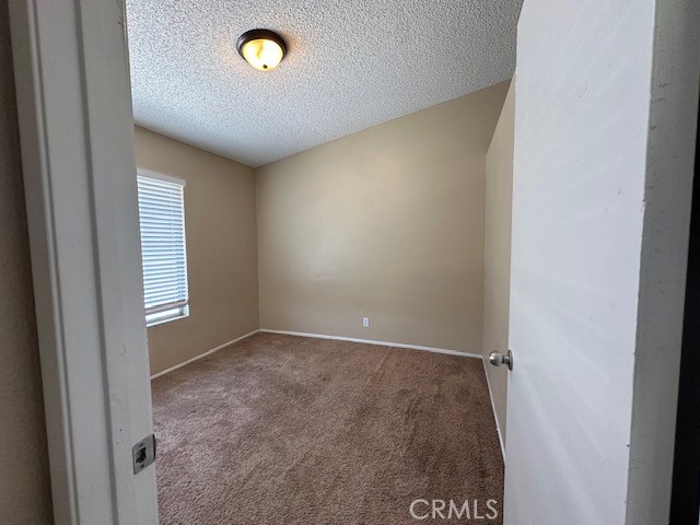 Detail Gallery Image 11 of 18 For 23599 Parkland Ave, Moreno Valley,  CA 92557 - 3 Beds | 2/1 Baths