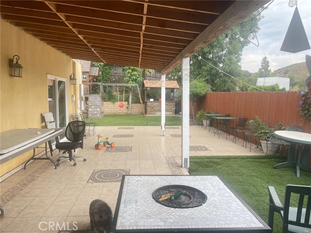 12924 Chippewa Street, Sylmar CA: https://media.crmls.org/medias/e3b31047-a17c-4d19-bf9d-084111166c56.jpg
