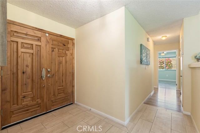 Detail Gallery Image 6 of 60 For 16014 Yarnell St, Sylmar,  CA 91342 - 4 Beds | 2 Baths
