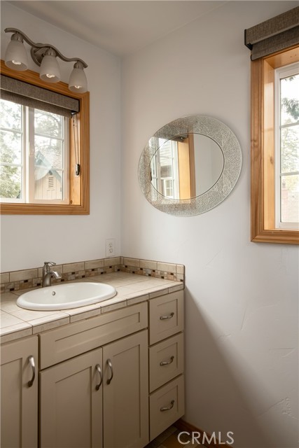 Detail Gallery Image 18 of 38 For 313 John Muir Rd, Lake Arrowhead,  CA 92352 - 3 Beds | 2/2 Baths