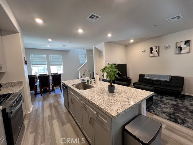 Detail Gallery Image 13 of 24 For 40463 Melrose Dr, Temecula,  CA 92591 - 2 Beds | 2/1 Baths