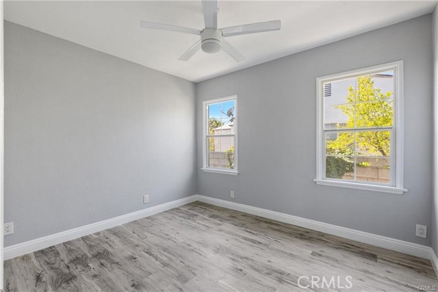 Detail Gallery Image 7 of 12 For 11140 Vanowen St, North Hollywood,  CA 91605 - 3 Beds | 2 Baths