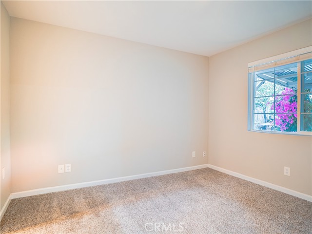 Detail Gallery Image 12 of 20 For 2029 Fogg Ave, Oroville,  CA 95965 - 3 Beds | 2 Baths