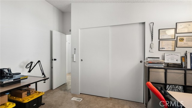 34860 De Los Court, Wildomar CA: https://media.crmls.org/medias/e3b475e1-1c24-4613-b710-4a9274853f45.jpg
