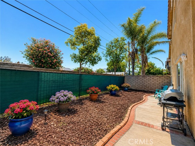 292 Edgemire Lane photo 26
