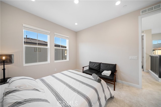 151 Fremont, Lake Forest CA: https://media.crmls.org/medias/e3b5f655-0c19-45ed-84fe-3bc72749af6e.jpg