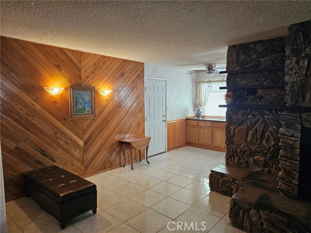 Detail Gallery Image 6 of 16 For 26632 6th St, Highland,  CA 92346 - 3 Beds | 2 Baths