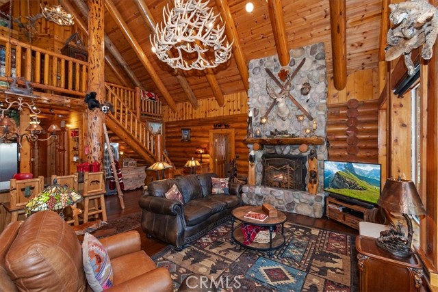 Detail Gallery Image 4 of 48 For 28730 Potomac, Lake Arrowhead,  CA 92352 - 3 Beds | 3 Baths