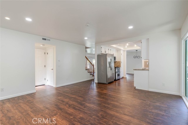 Detail Gallery Image 6 of 27 For 31256 Quail Valley Rd, Castaic,  CA 91384 - 3 Beds | 3 Baths