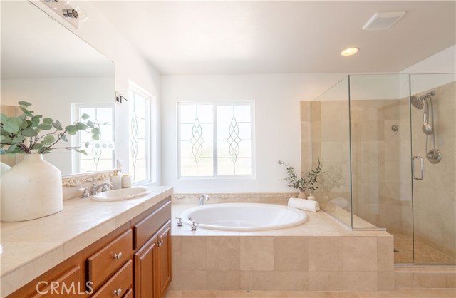 Detail Gallery Image 25 of 33 For 17425 Honey Maple, Canyon Country,  CA 91387 - 4 Beds | 3 Baths