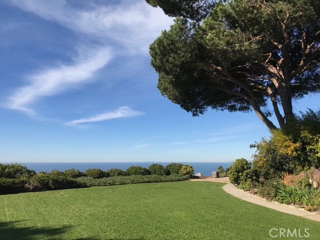 29221 Firthridge Road, Rancho Palos Verdes CA: https://media.crmls.org/medias/e3b84cf9-d1dd-4f41-b6e0-b51f8488140a.jpg