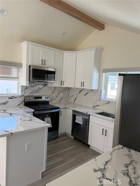 Detail Gallery Image 7 of 19 For 807 Forest, South Pasadena,  CA 91030 - 2 Beds | 2 Baths