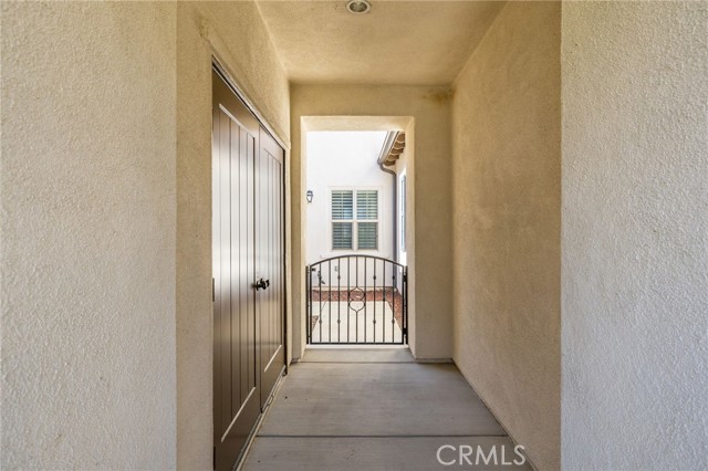 Detail Gallery Image 5 of 57 For 3203 S Edenglen Paseo #B,  Ontario,  CA 91761 - 2 Beds | 2/1 Baths