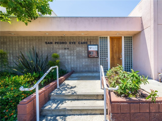 Image 3 of 39 For 571 7th Street