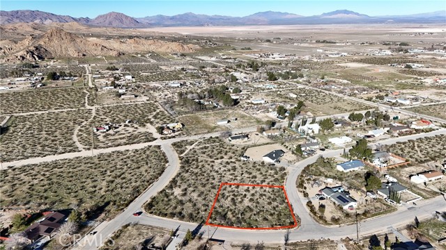 501 Kingsley, Lucerne Valley CA: https://media.crmls.org/medias/e3bba3cc-076b-406a-967f-b986896a9f4d.jpg