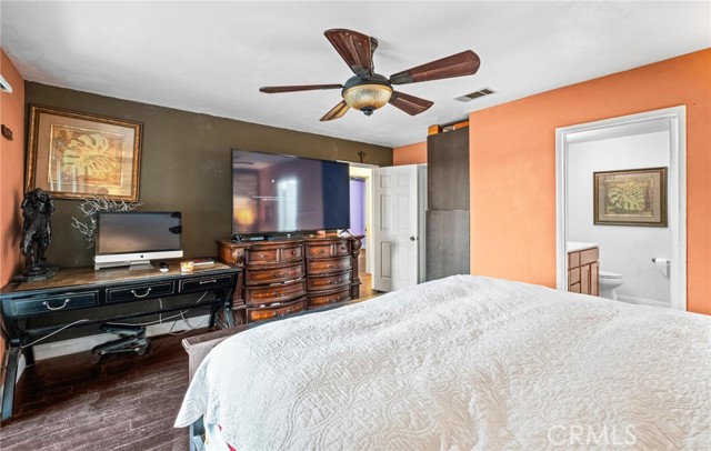 Detail Gallery Image 25 of 35 For 5048 W 121st St, Hawthorne,  CA 90250 - 4 Beds | 2/1 Baths