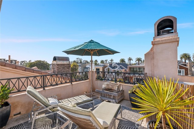 Detail Gallery Image 23 of 27 For 610 Marigold Ave, Corona Del Mar,  CA 92625 - 3 Beds | 3/1 Baths