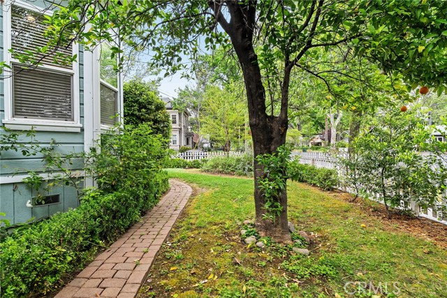 Detail Gallery Image 4 of 48 For 740 Orient St, Chico,  CA 95928 - 3 Beds | 1 Baths