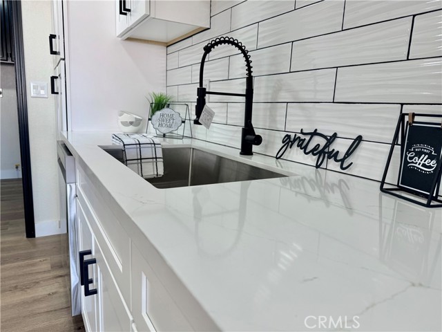 Detail Gallery Image 13 of 37 For 7605 Langdon Ave, Hesperia,  CA 92345 - 3 Beds | 2/1 Baths