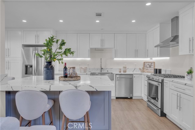 Detail Gallery Image 6 of 34 For 19055 Woodland Way, Lake Forest,  CA 92679 - 3 Beds | 2/1 Baths