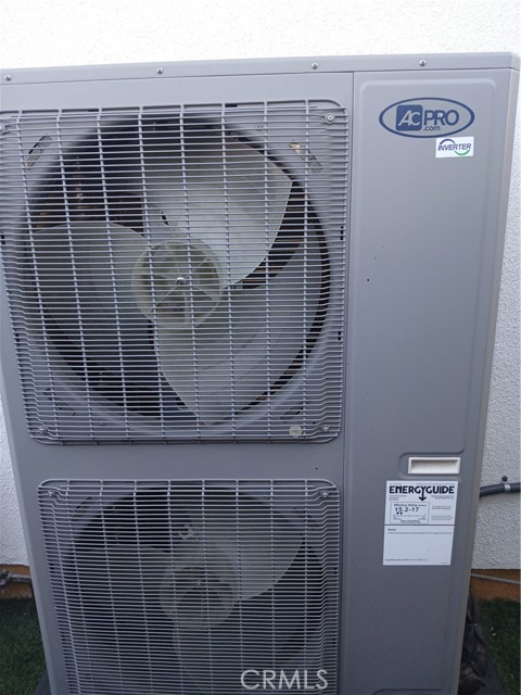 Image 12 of 13 For 307 Broadacres Avenue