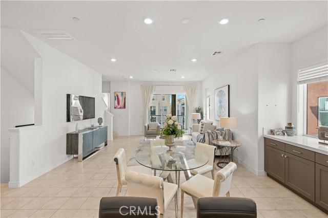 Detail Gallery Image 8 of 33 For 158 Restore, Irvine,  CA 92618 - 4 Beds | 3/1 Baths