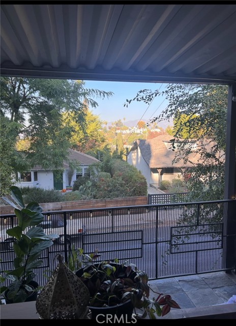 Detail Gallery Image 27 of 28 For 961 Terrace 49, Los Angeles,  CA 90042 - 3 Beds | 2 Baths