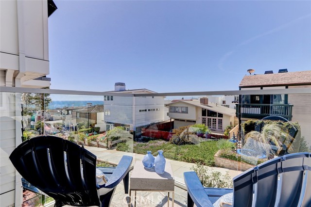 deck off the primary bedroom.......nice views!