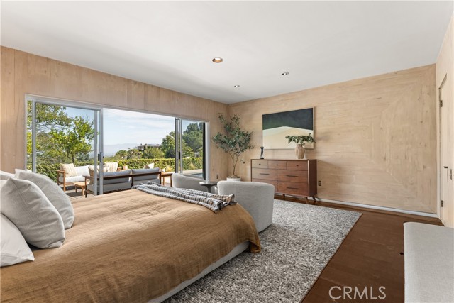 Detail Gallery Image 24 of 42 For 3511 Stonehill Pl, Sherman Oaks,  CA 91423 - 5 Beds | 3 Baths