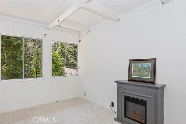 Detail Gallery Image 26 of 31 For 323 Mittry Ln, Lake Arrowhead,  CA 92352 - 3 Beds | 2 Baths