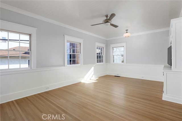 404 17th Street, Manhattan Beach, California 90266, 3 Bedrooms Bedrooms, ,2 BathroomsBathrooms,Residential,Sold,17th,SB21090546