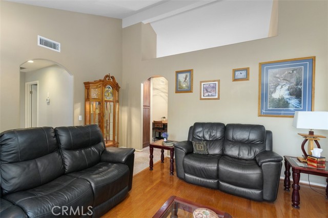 Detail Gallery Image 8 of 44 For 25047 Parkcrest Dr, Murrieta,  CA 92562 - 3 Beds | 2 Baths