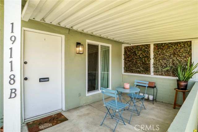 Detail Gallery Image 40 of 50 For 19118 Avenue of the Oaks #B,  Newhall,  CA 91321 - 2 Beds | 1 Baths