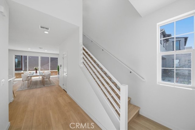 Detail Gallery Image 4 of 39 For 4852 Arroyo Run, Moorpark,  CA 93021 - 4 Beds | 3 Baths