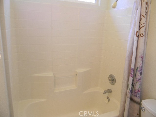 613 Big Spring Drive, Banning CA: https://media.crmls.org/medias/e3c43028-04ac-4371-a429-df6166ee5bea.jpg