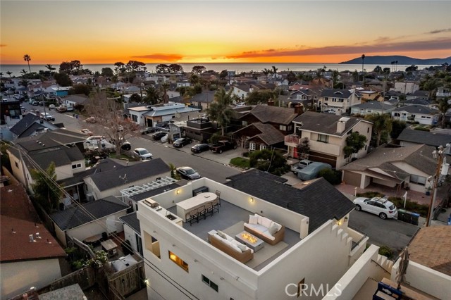 Detail Gallery Image 34 of 38 For 215 Placentia, Pismo Beach,  CA 93449 - 3 Beds | 3/1 Baths