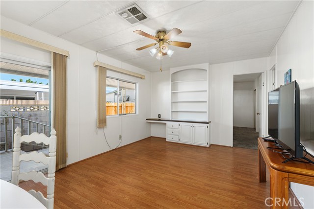 Detail Gallery Image 15 of 34 For 1251 Lugonia #54,  Redlands,  CA 92374 - 2 Beds | 2 Baths