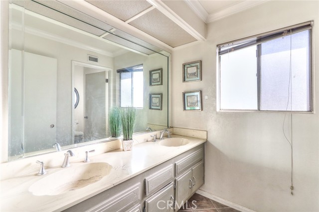 Detail Gallery Image 18 of 23 For 905 Brighton Way, Montebello,  CA 90640 - 5 Beds | 3 Baths