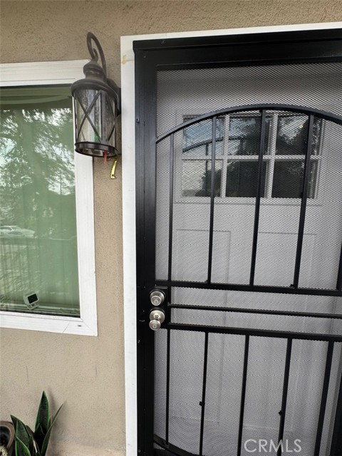 Detail Gallery Image 31 of 71 For 9205 S San Pedro St, Los Angeles,  CA 90003 - – Beds | – Baths