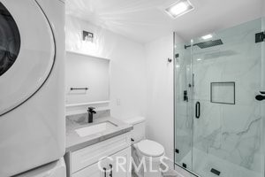 25152 Mammoth Circle, Lake Forest CA: https://media.crmls.org/medias/e3c7e8d4-2ef0-4bb1-b71b-73da77dabf07.jpg