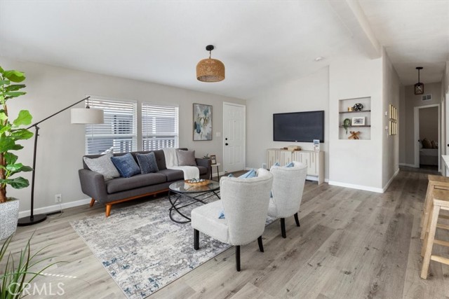 Detail Gallery Image 17 of 45 For 907 Ironwood, Fountain Valley,  CA 92708 - 3 Beds | 2 Baths