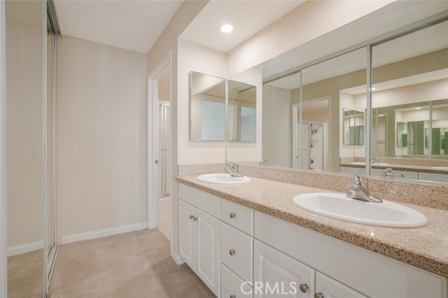 Detail Gallery Image 9 of 26 For 21550 Burbank Bld #316,  Woodland Hills,  CA 91367 - 2 Beds | 2 Baths