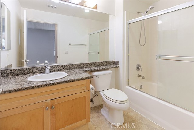 100 S Alameda Street, Los Angeles CA: https://media.crmls.org/medias/e3cb9d21-164e-4b72-9516-3357278c371f.jpg